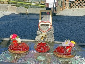 川越熊野神社の恋手水