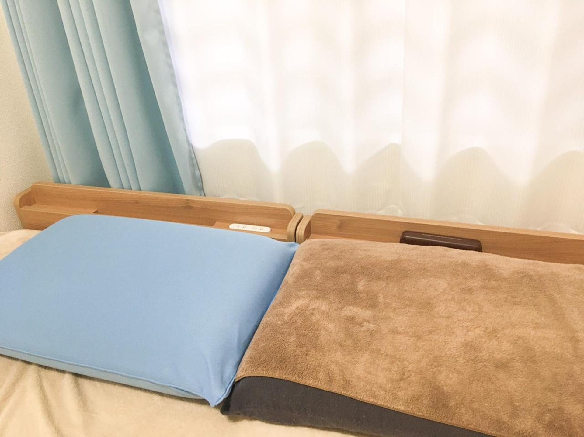 二人暮らしのベッドはセミシングル2つでクイーンにするのがおすすめ