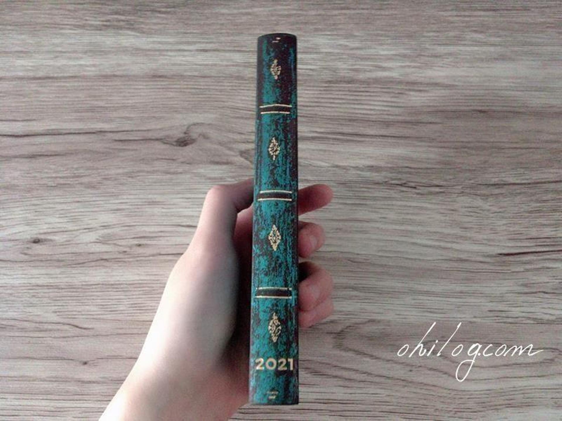 毎年デザインを変えて集めたくなる、「ペーパーブランクス」のスケジュール帳