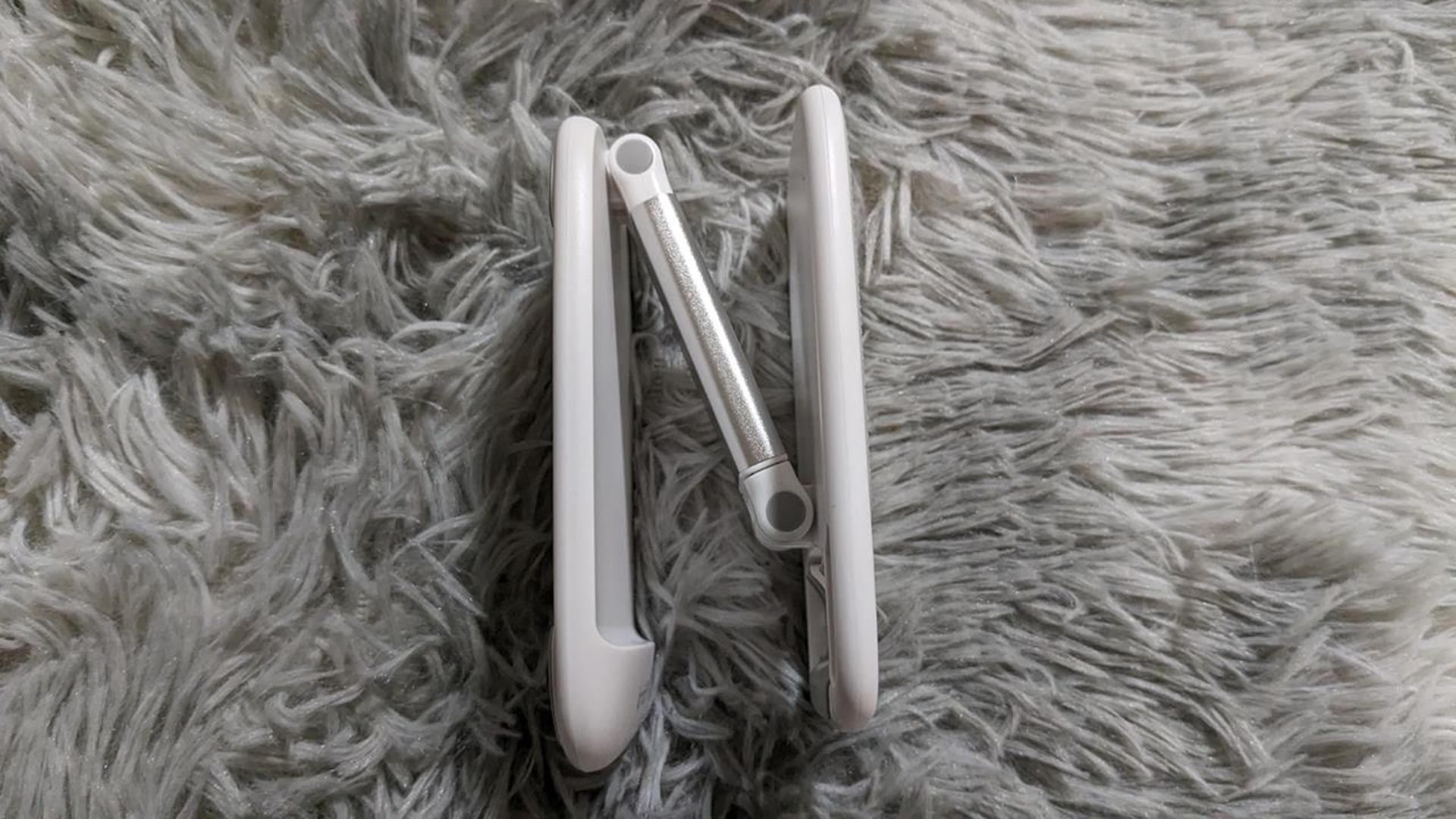 Lamicallの折り畳み式スマホスタンドを買ってみた