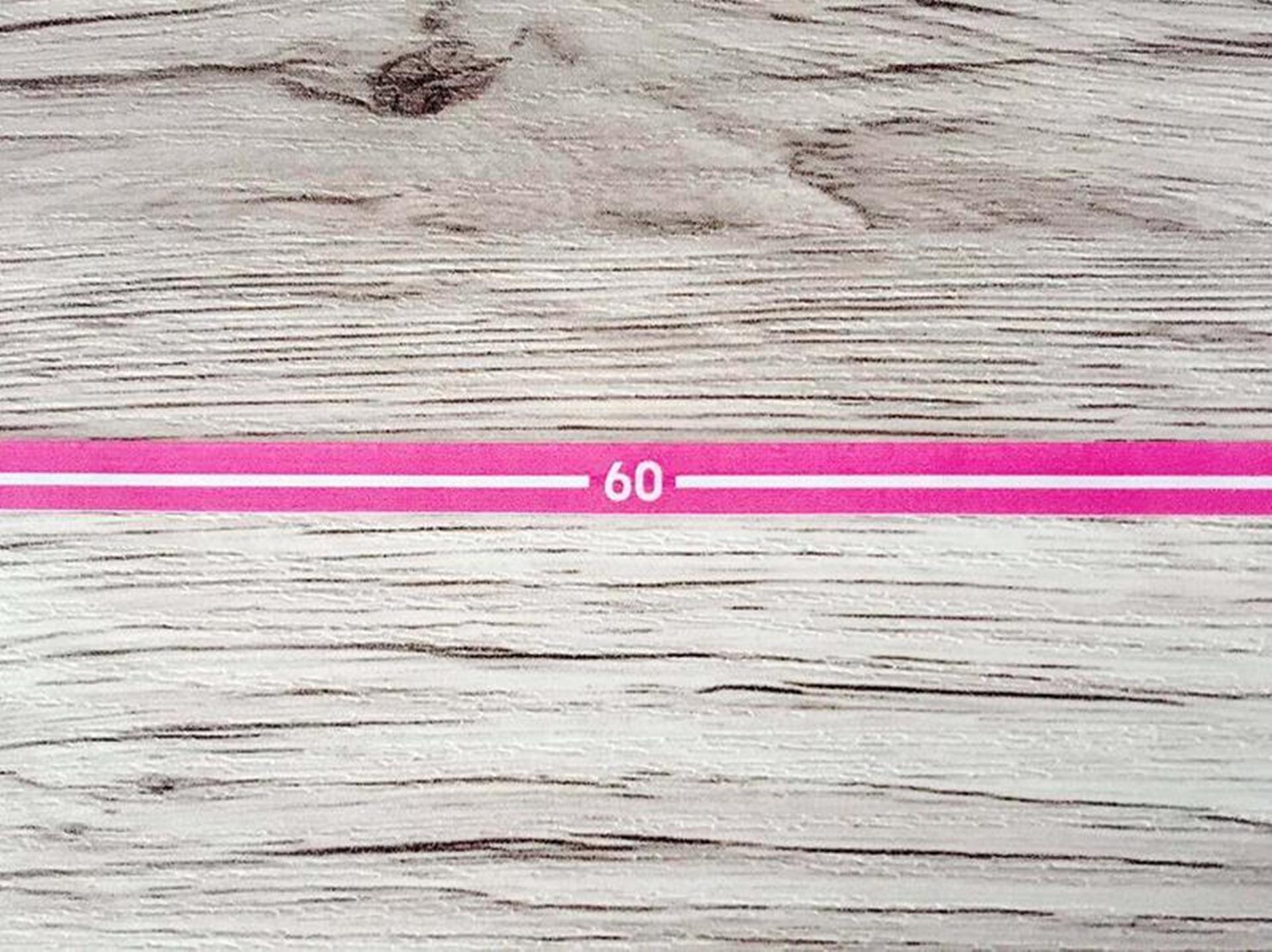 セリアで売っている「宅配サイズメジャー」がモノトーンデザインでおしゃれ